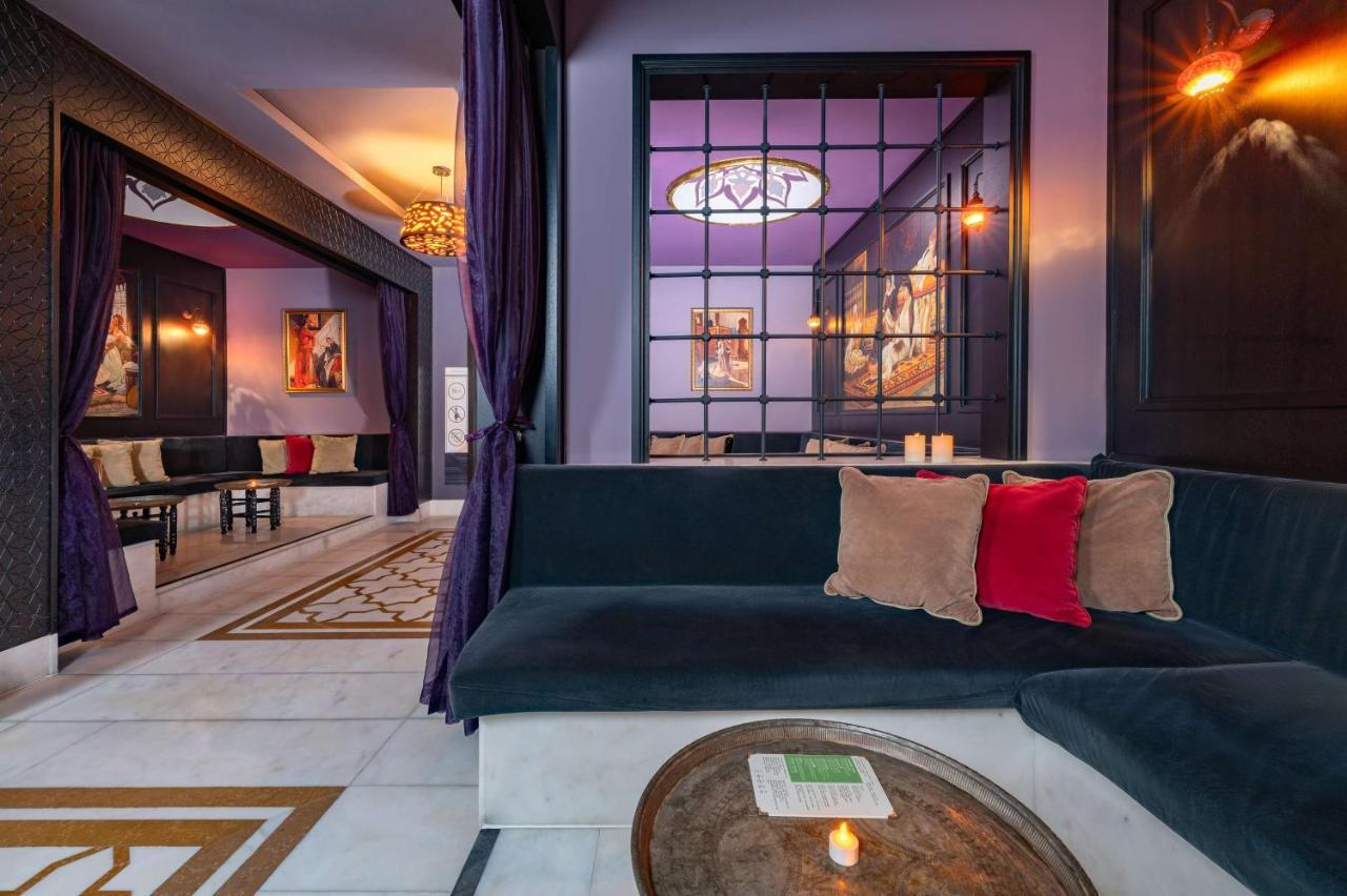 Готель Rixos Downtown Antalya - The Land Of Legends Access Екстер'єр фото The interior of the hotel